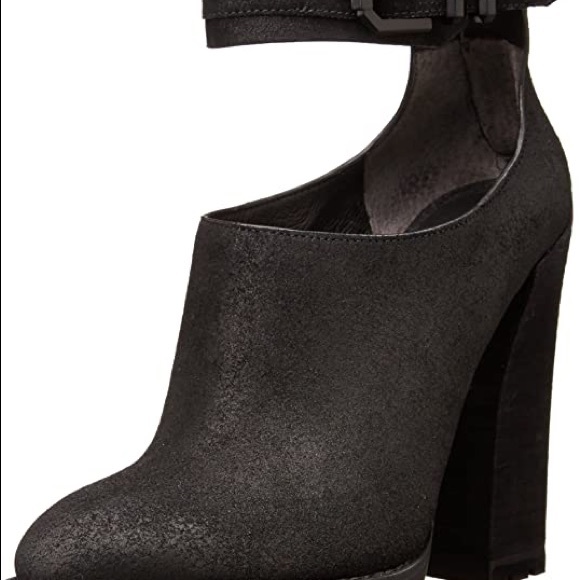 Ankle strap platform bootie - Picture 5 of 6